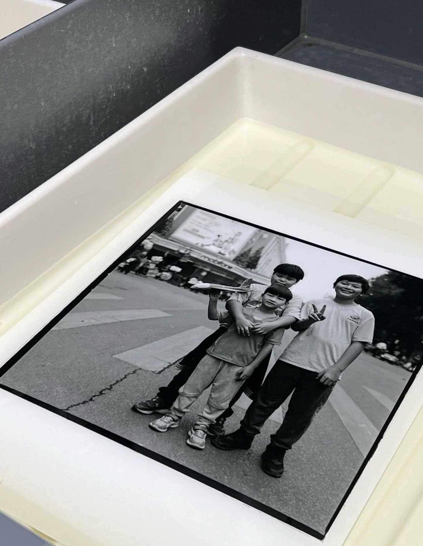 B&W Film Processing and Printing (6 hrs)